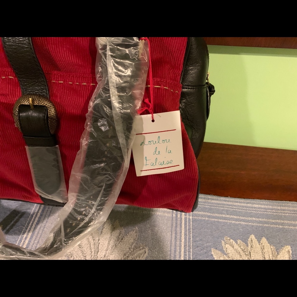 Handbag - Picture 2 of 4